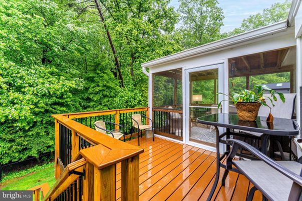 Exterior, Wood Texture Flooring