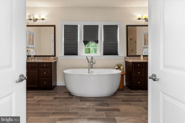 Bathroom, Dual Sink Vanities, Free Standing Baths, Interior