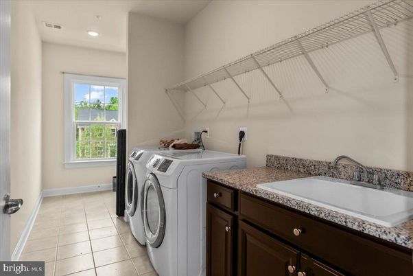 Interior, Recessed Lighting, Washer
