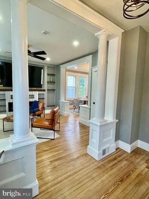 Dining room, Interior, Living room, Recessed Lighting, Wood Texture Flooring