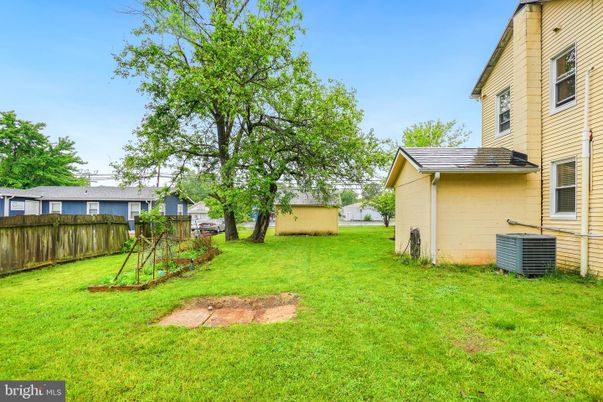 Backyard, Exterior, Playground