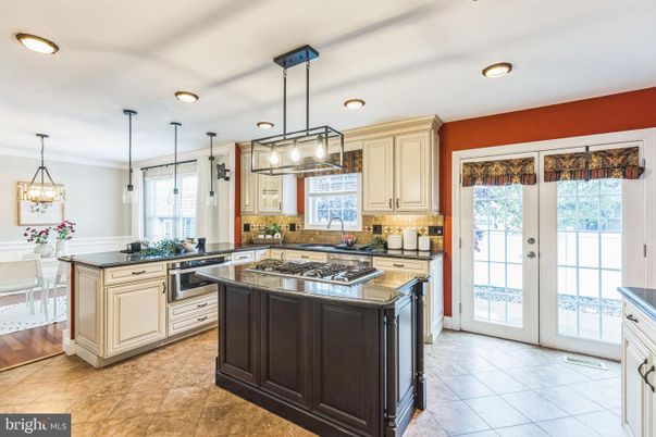 Interior, Kitchen, Pendant Lights, Recessed Lighting