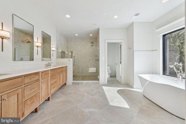 Bathroom, Dual Sink Vanities, Free Standing Baths, Glass Shower, Interior, Recessed Lighting