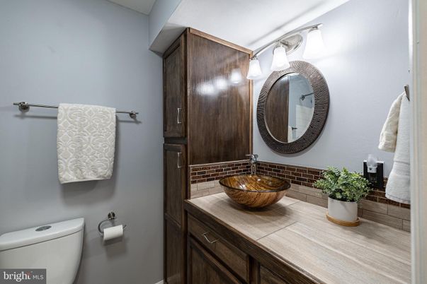 Bathroom, Dual Sink Vanities, Interior, Tile Countertops