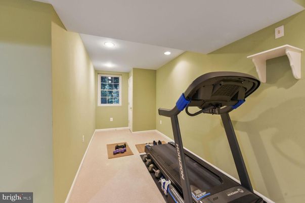 Fitness Equipment, Interior, Recessed Lighting