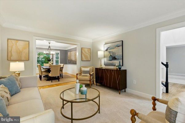 Chandelier, Dining room, Interior, Living room