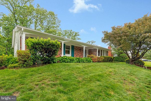 Exterior, Facade, Brick Facade, Ranch