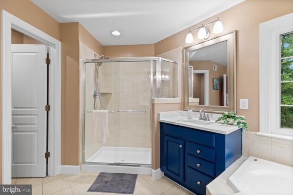 Bathroom, Dual Sink Vanities, Glass Shower, Interior, Recessed Lighting