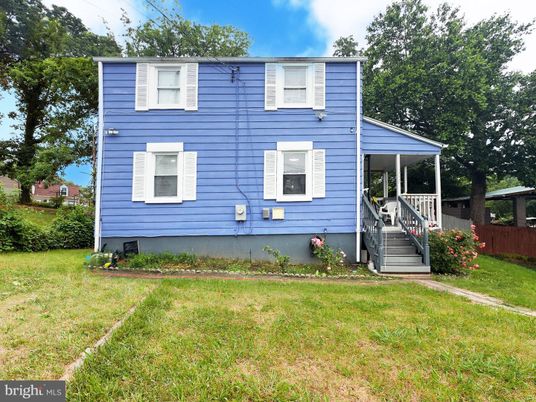 Exterior, Facade, None