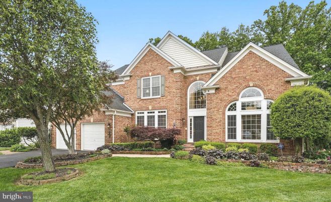 Attached, Exterior, Facade, Brick Facade, Brick Traditional
