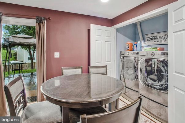 Dining room, Interior, Recessed Lighting, Utility Closets, Washer