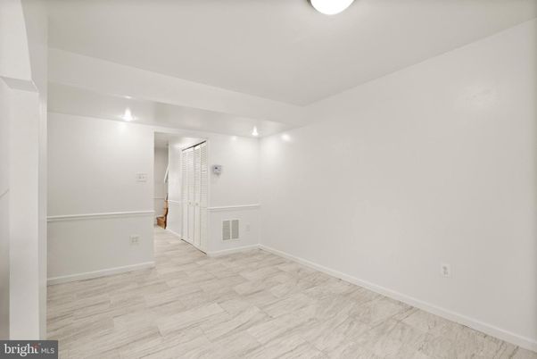 Empty room, Interior, Marble