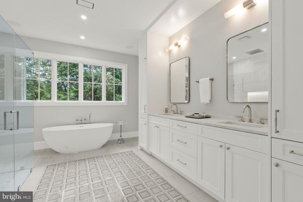 Bathroom, Dual Sink Vanities, Free Standing Baths, Glass Shower, Interior, Recessed Lighting