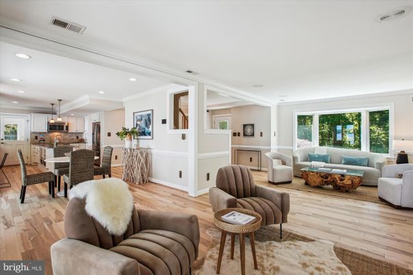 Dining room, Interior, Kitchen, Living room, Pendant Lights, Recessed Lighting, Wood Texture Flooring