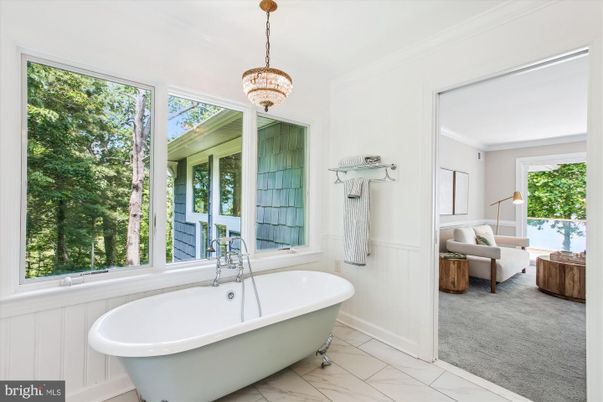 Bathroom, Chandelier, Free Standing Baths, Interior, Marble, Pendant Lights