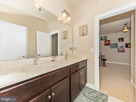 Bathroom, Dual Sink Vanities, Interior