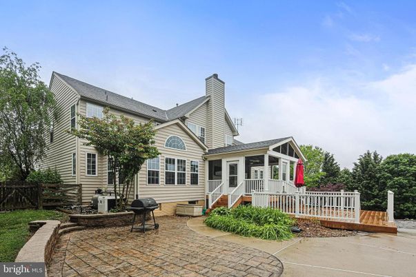 Exterior, Facade, Queen Anne Victorian