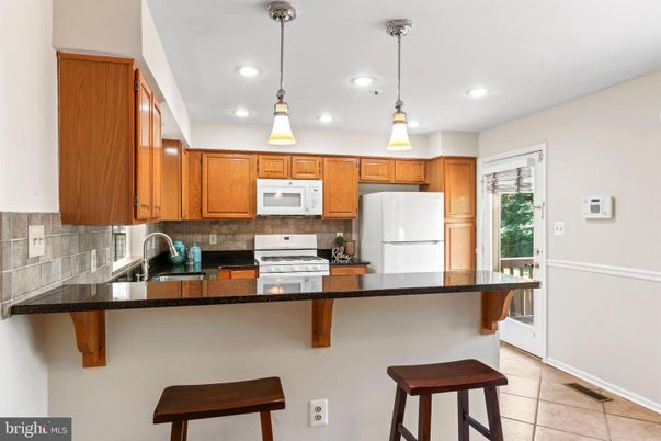 Interior, Kitchen, Pendant Lights, Recessed Lighting