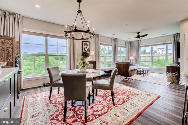 Chandelier, Dining room, Interior, Recessed Lighting, Wood Texture Flooring