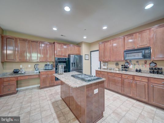 Interior, Kitchen, Recessed Lighting