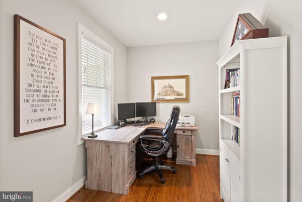 Home Office, Interior, Recessed Lighting, Wood Texture Flooring