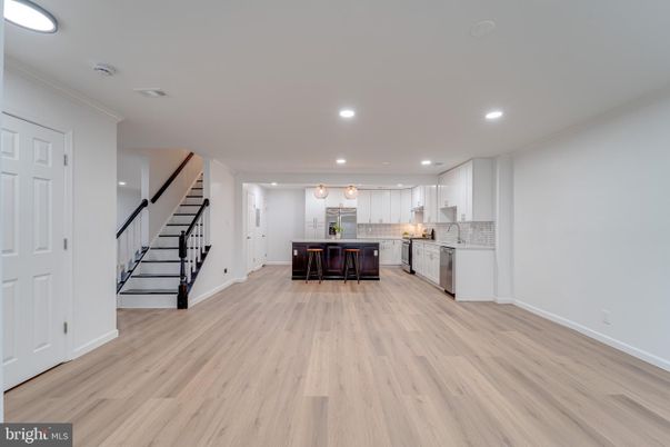 Interior, Kitchen, Pendant Lights, Recessed Lighting, Wood Texture Flooring
