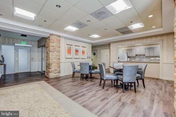 Dining room, Interior, Kitchen, Recessed Lighting, Wood Texture Flooring