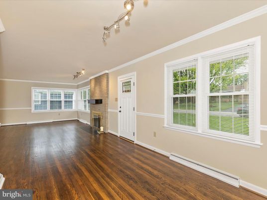Empty room, Fireplace, Interior, Wood Texture Flooring