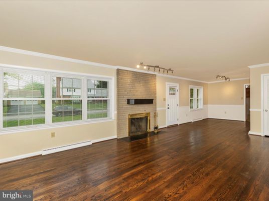 Empty room, Fireplace, Interior, Wood Texture Flooring