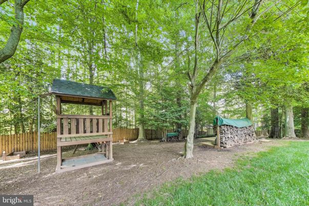 Backyard, Exterior, Playground