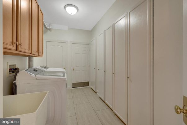 Interior, Washer