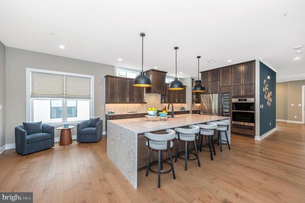 Interior, Kitchen, Living room, Pendant Lights, Recessed Lighting, Stainless Steel Appliances, Wood Texture Flooring