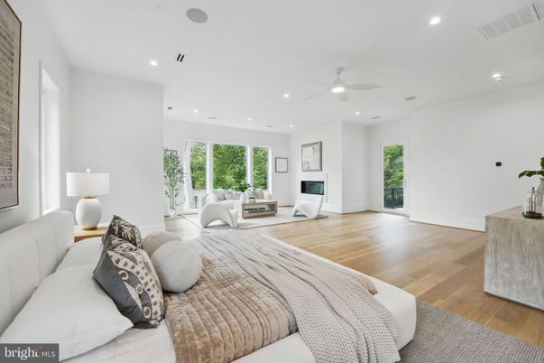 Bedroom, Fireplace, Interior, Recessed Lighting, Wood Texture Flooring