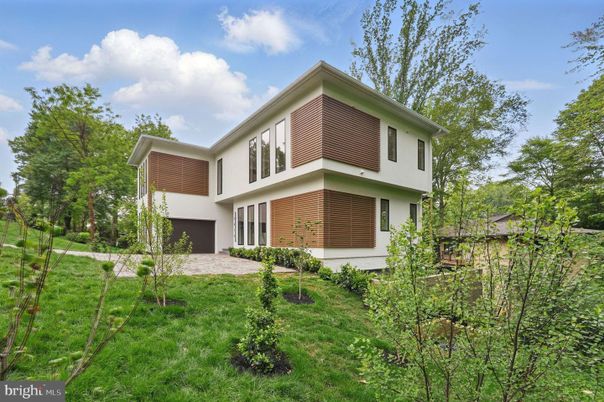 Attached, Backyard, Exterior, Facade, Raised Ranch