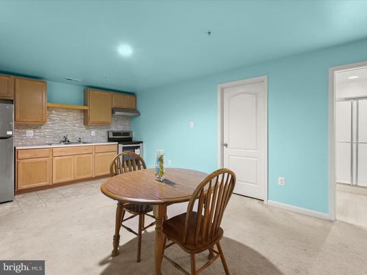 Dining room, Interior, Kitchen, Recessed Lighting