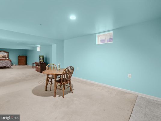 Dining room, Interior, Recessed Lighting