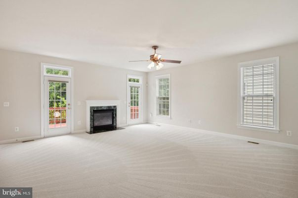 Empty room, Fireplace, Interior