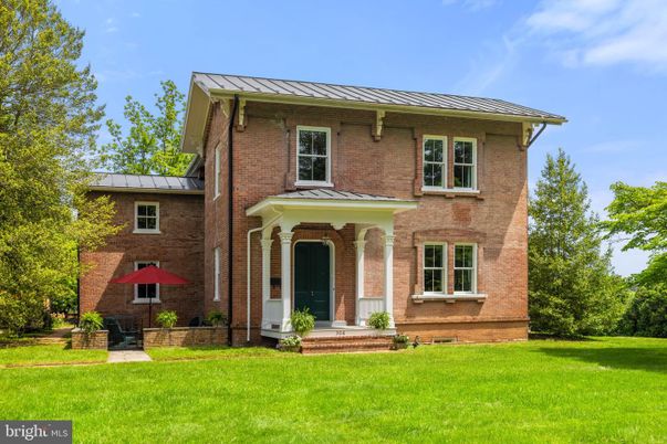 Exterior, Facade, Brick Facade, Solar Panels, Georgian