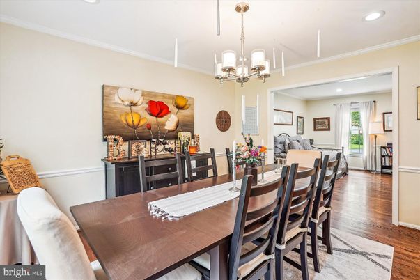 Chandelier, Dining room, Interior, Pendant Lights, Recessed Lighting, Wood Texture Flooring