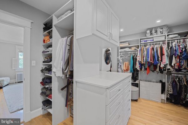 Interior, Recessed Lighting, Walk-in Closets, Wood Texture Flooring