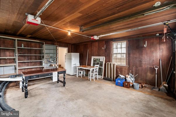 Garage, Interior, Wooden Ceilings, Wooden Walls