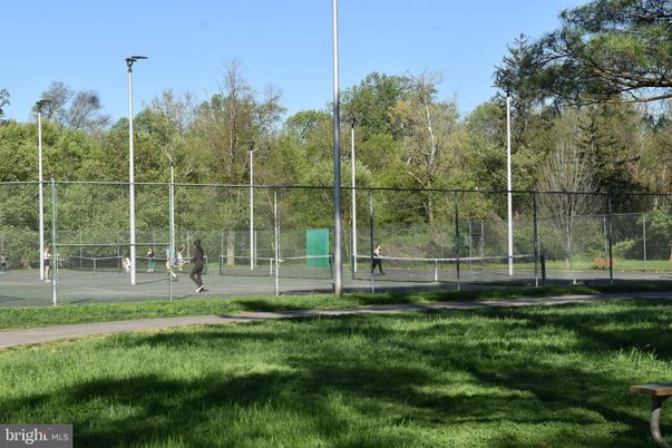Exterior, Tennis Courts