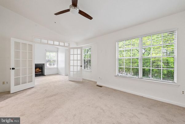 Empty room, Fireplace, Interior