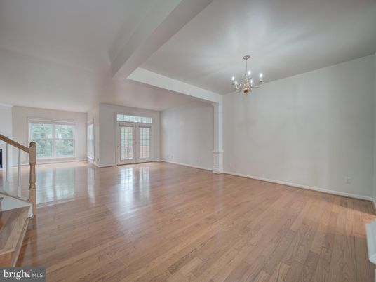Chandelier, Empty room, Interior, Wood Texture Flooring