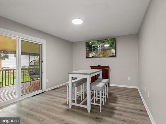 Dining room, Interior, Recessed Lighting, Wood Texture Flooring