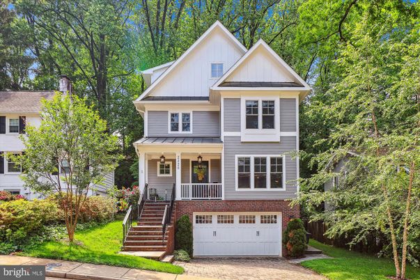 Attached, Exterior, Facade, Brick Facade, Farmhouse