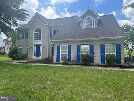 Exterior, Facade, Brick Facade, Brick Traditional