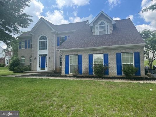 Exterior, Facade, Brick Facade, Brick Traditional