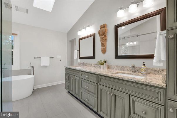 Bathroom, Dual Sink Vanities, Free Standing Baths, Interior