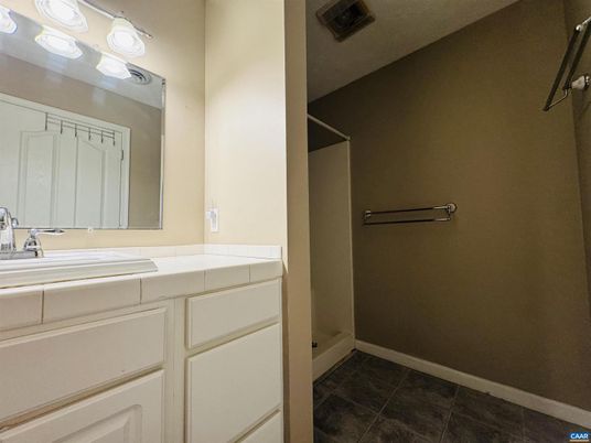 Bathroom, Interior, Tile Countertops